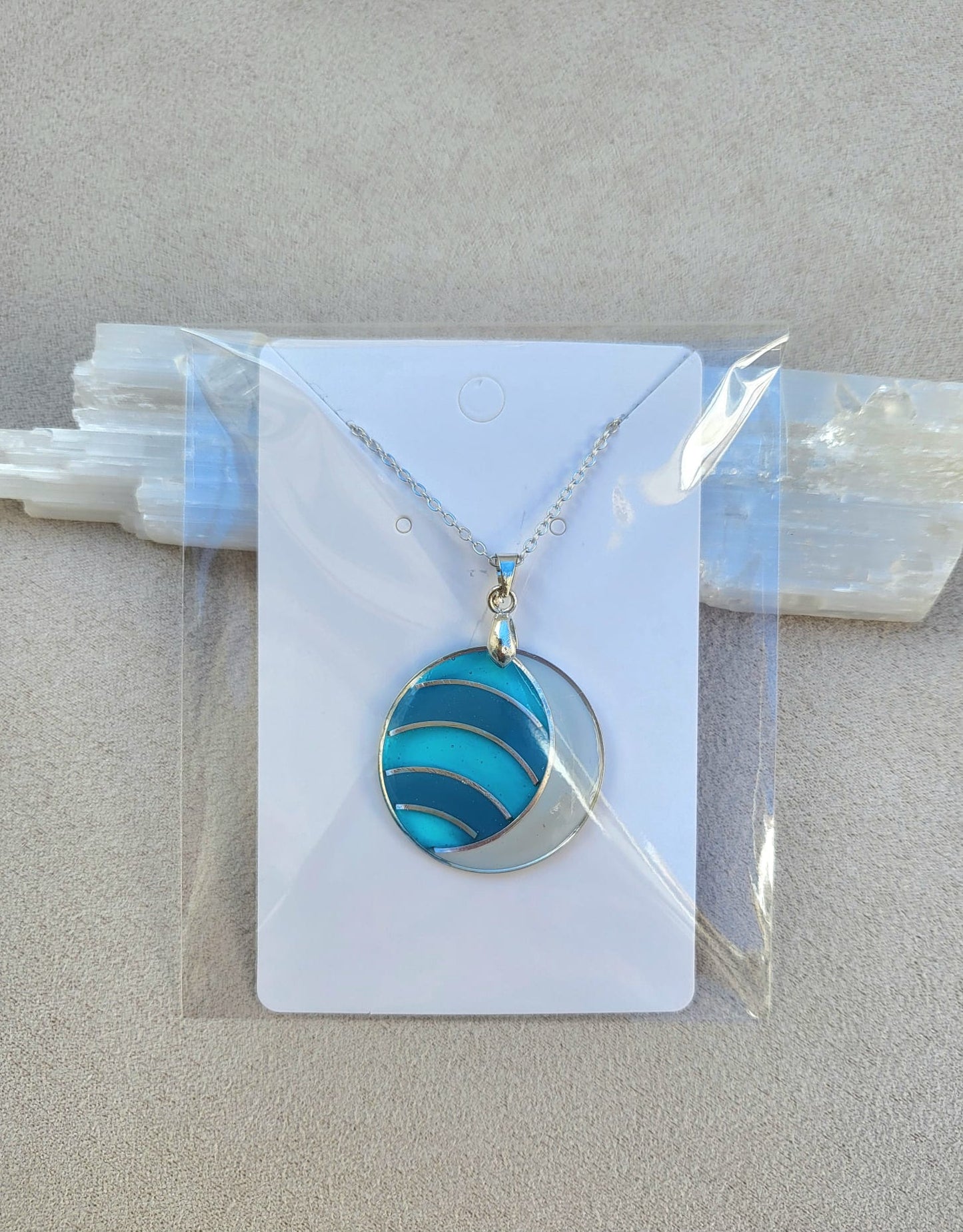 GEOMETRIC NATURE necklace.