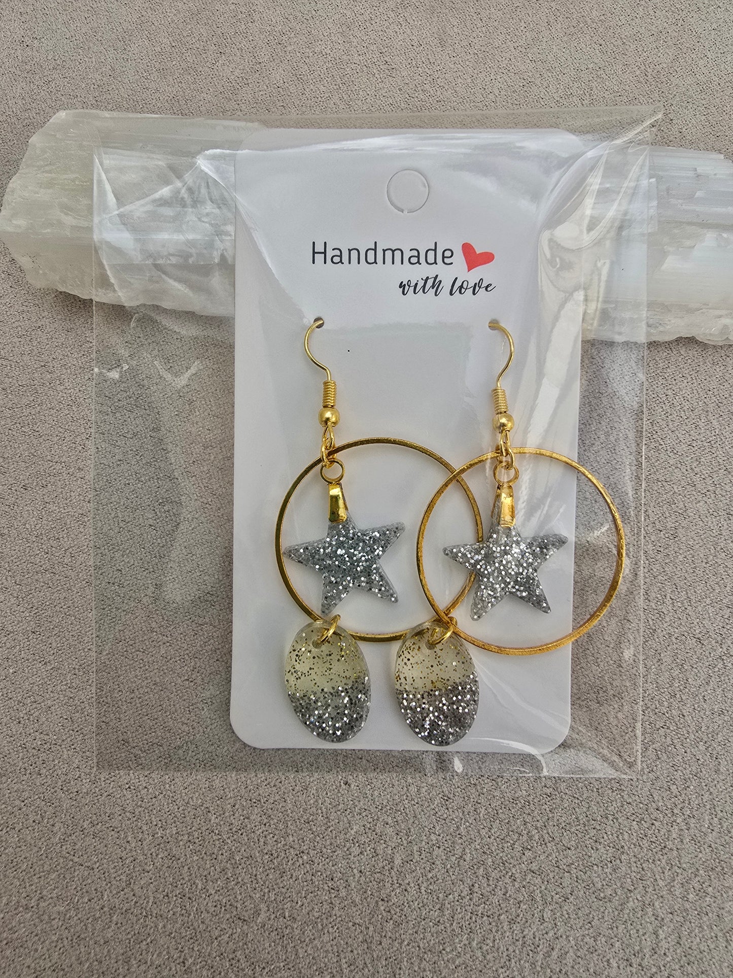 DIAMOND STAR earrings.