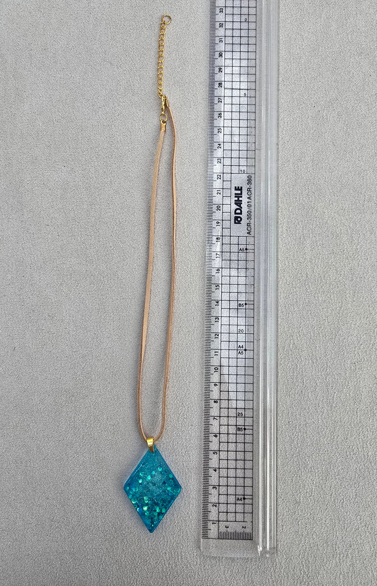 SILVER LAKE necklace.