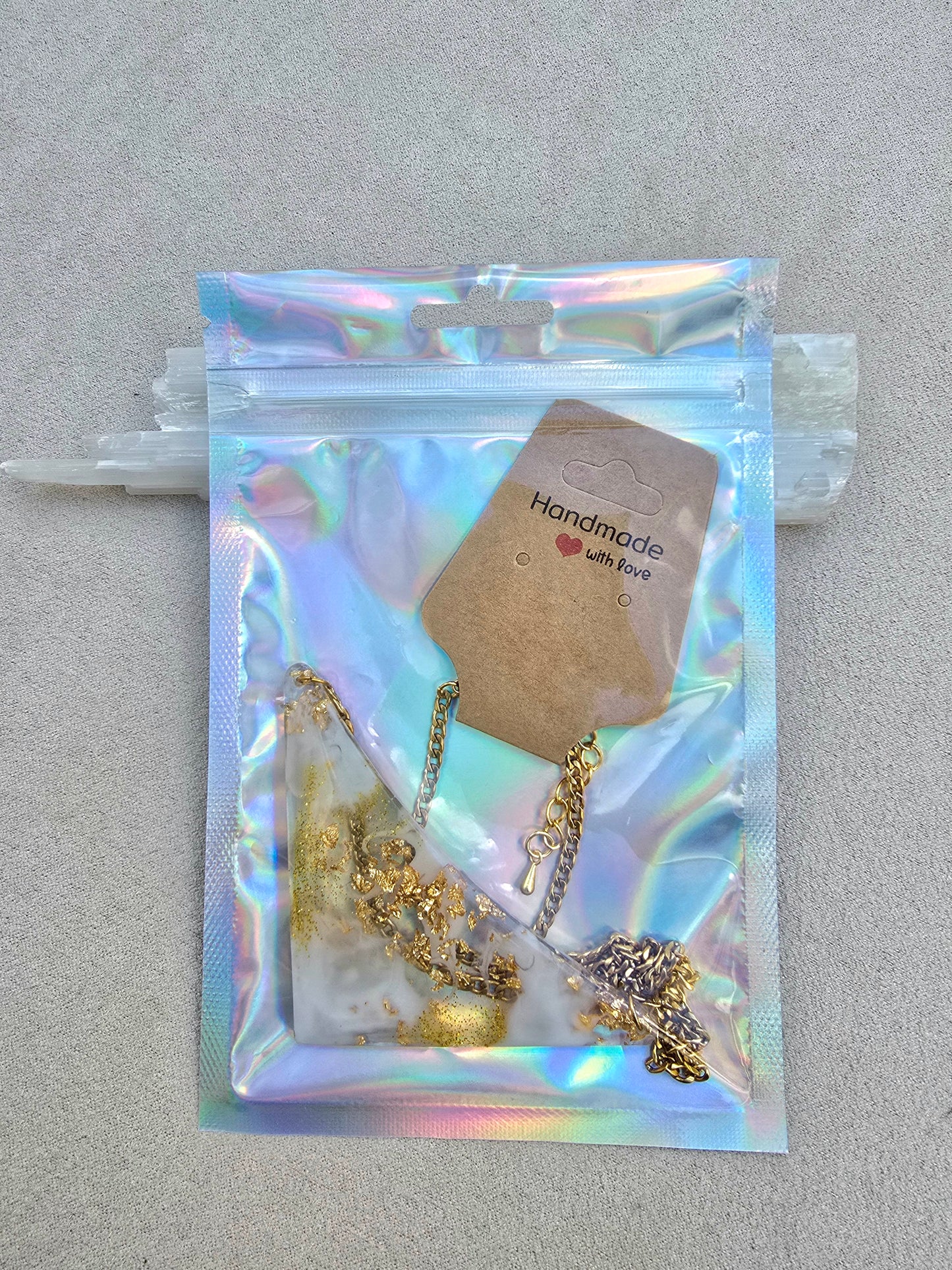 FIESTA IN WHITE necklace.