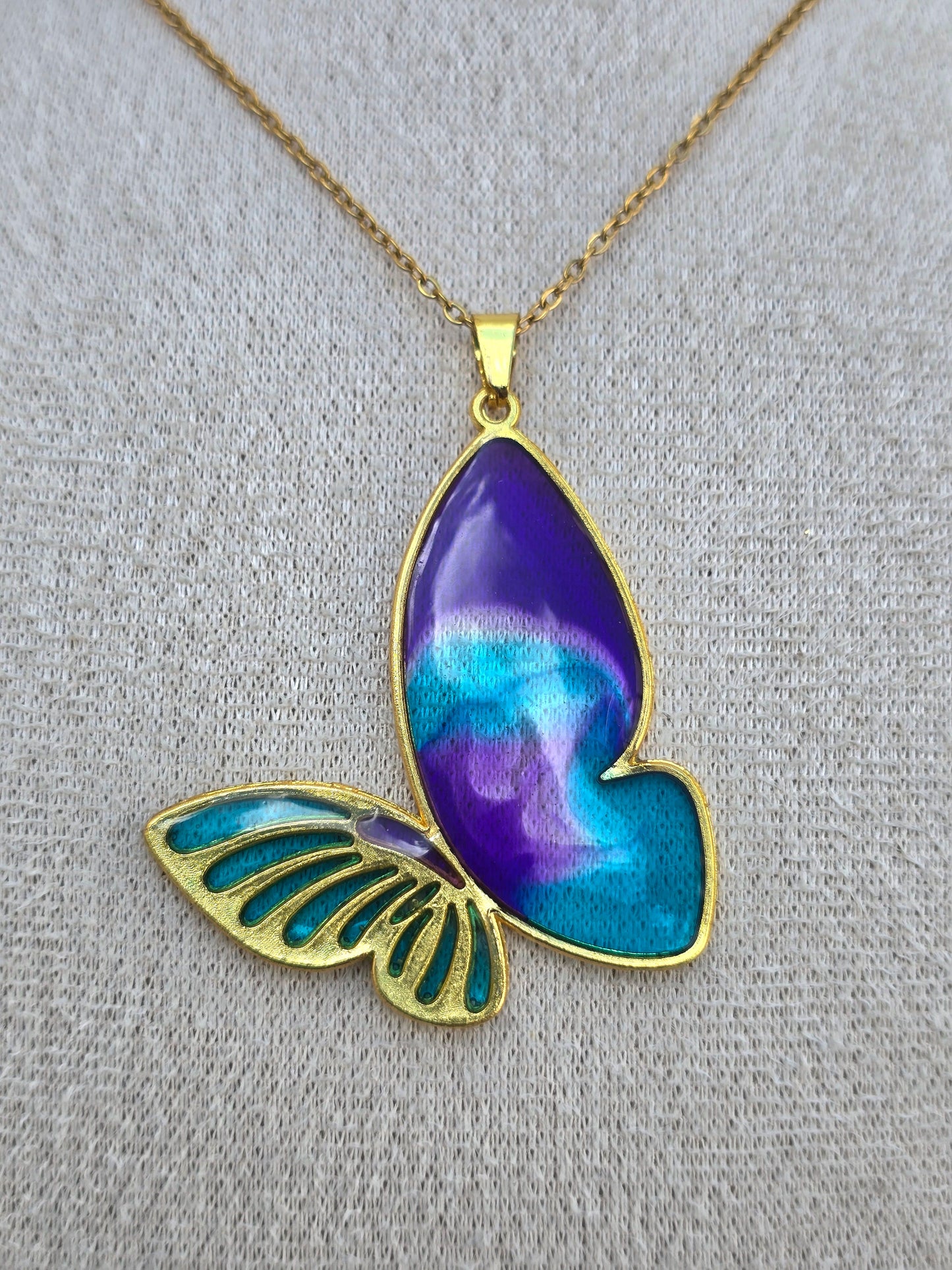 WINX BUTTERFLY Necklace (live)