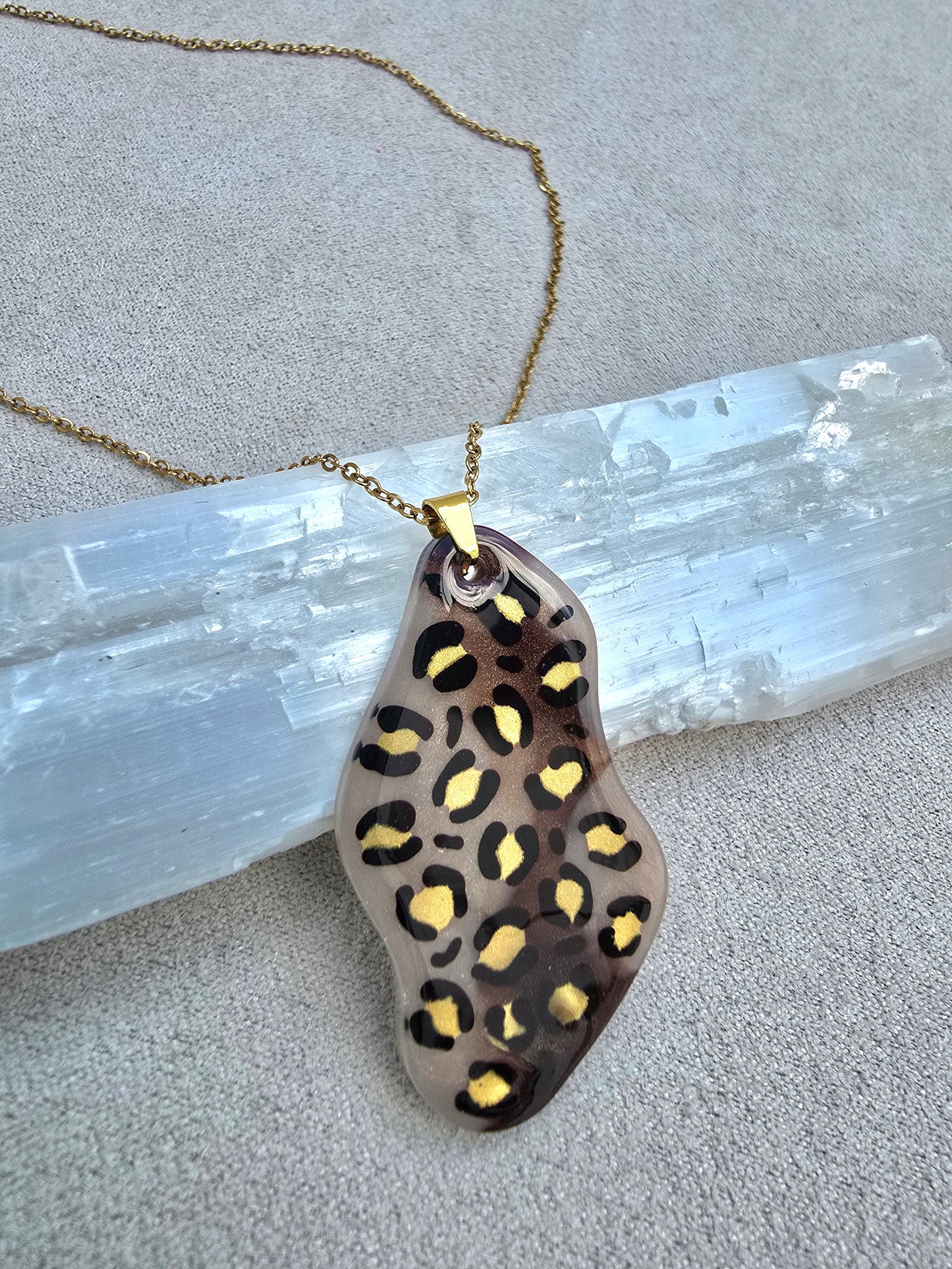Collar LEOPARDO GOLD (live)