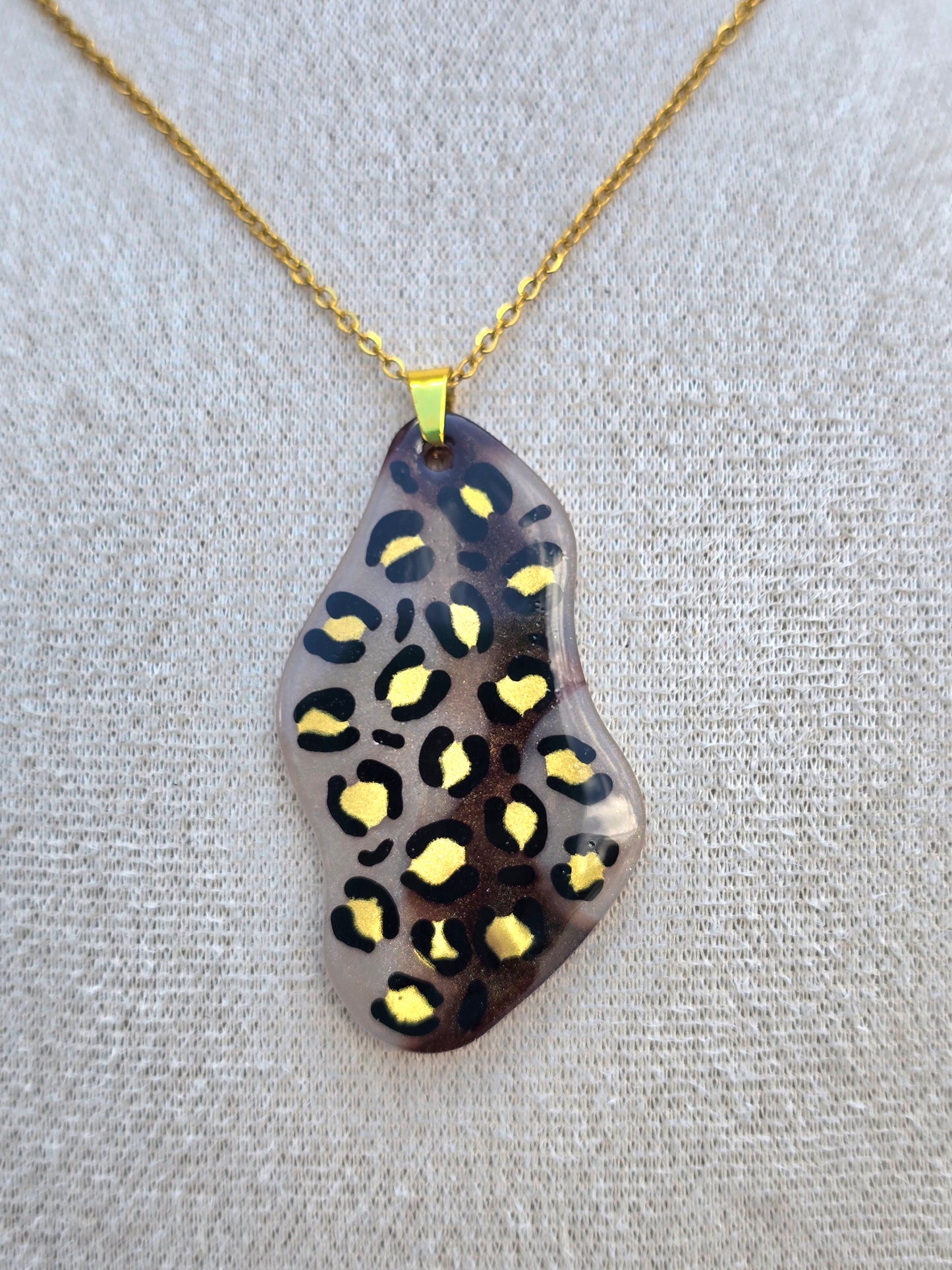 Collar LEOPARDO GOLD (live)