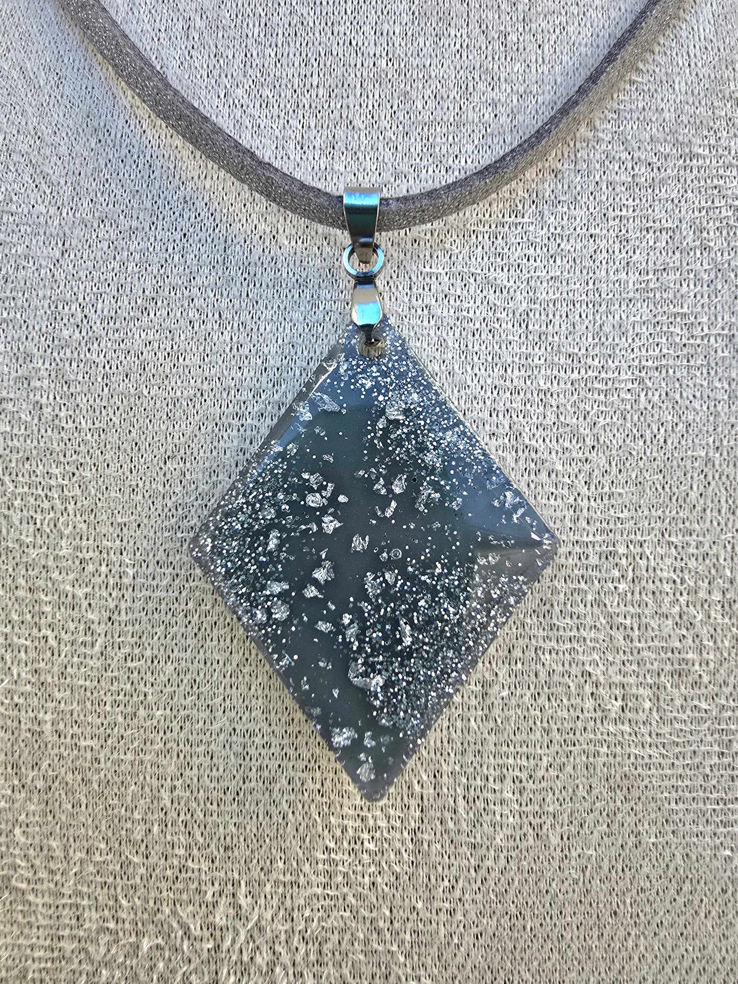 DREAM Pendant (live)