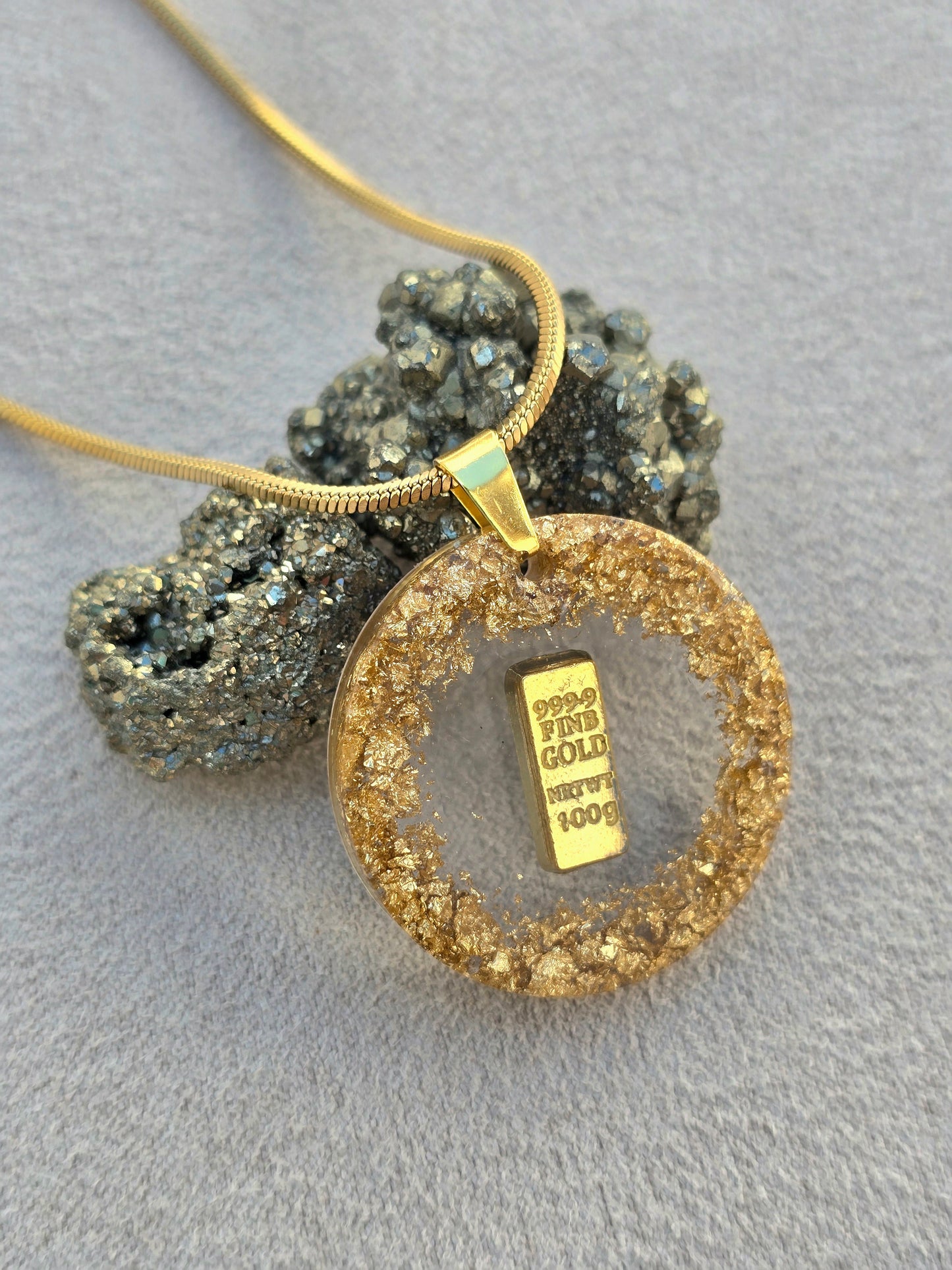 Collar ABRAZO DE ORO