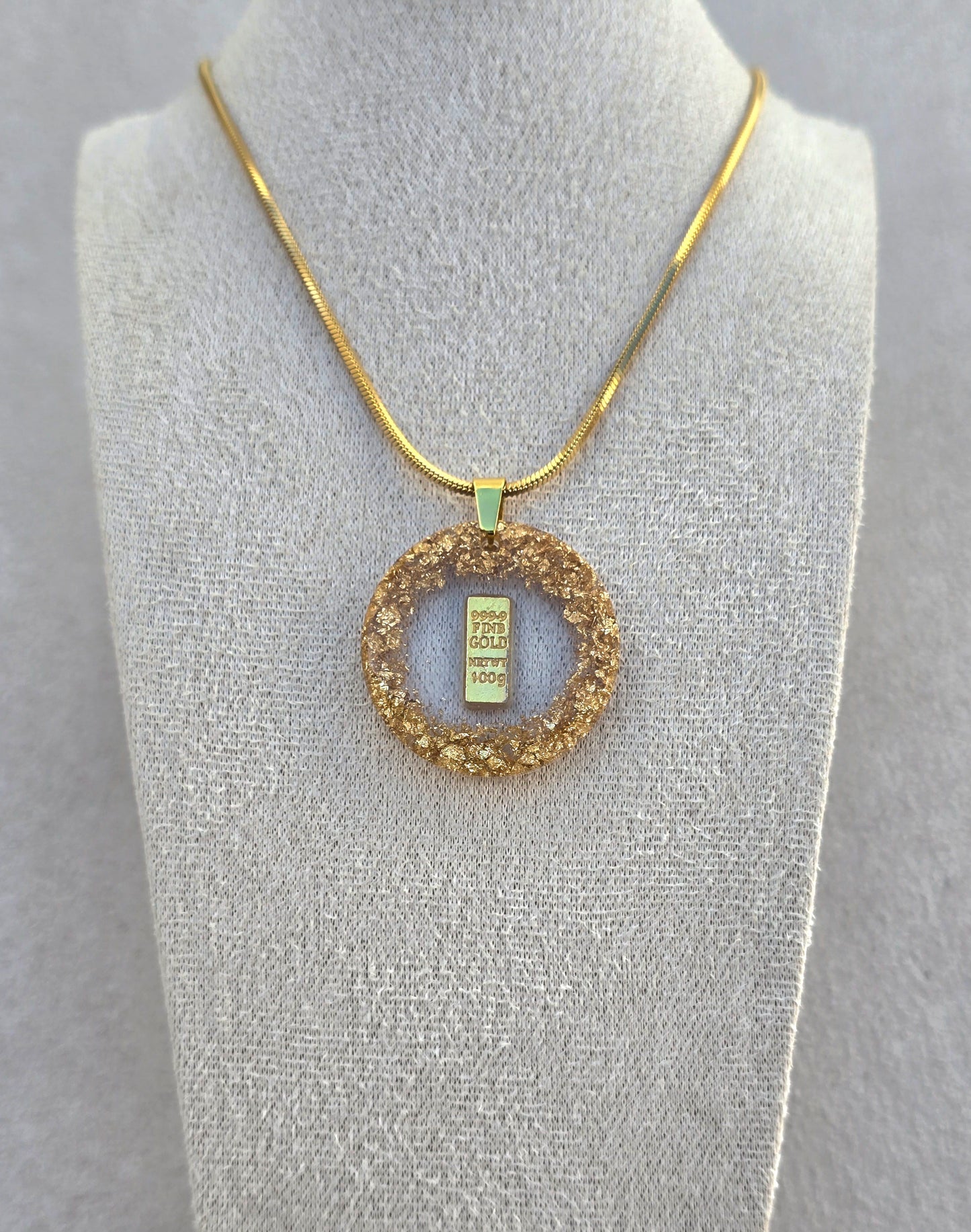 Collar ABRAZO DE ORO