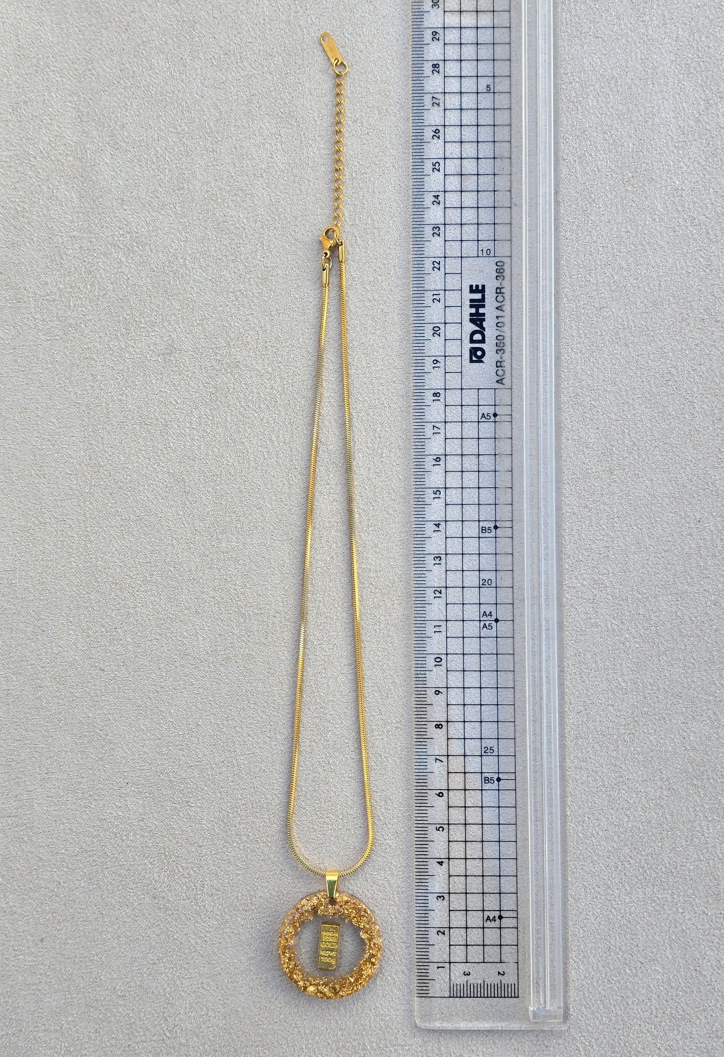 Collar ABRAZO DE ORO
