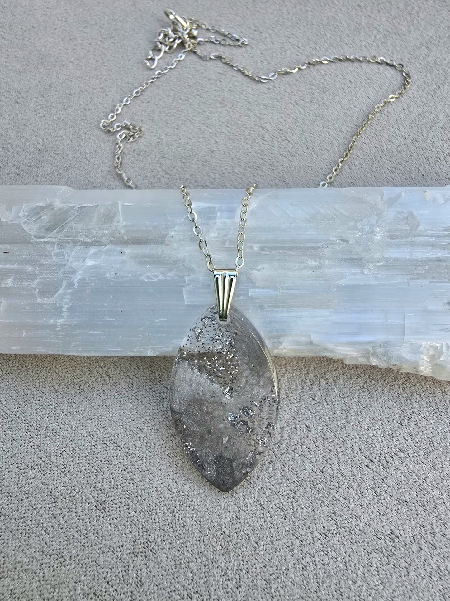 Collar SUEÑO PLATEADO.