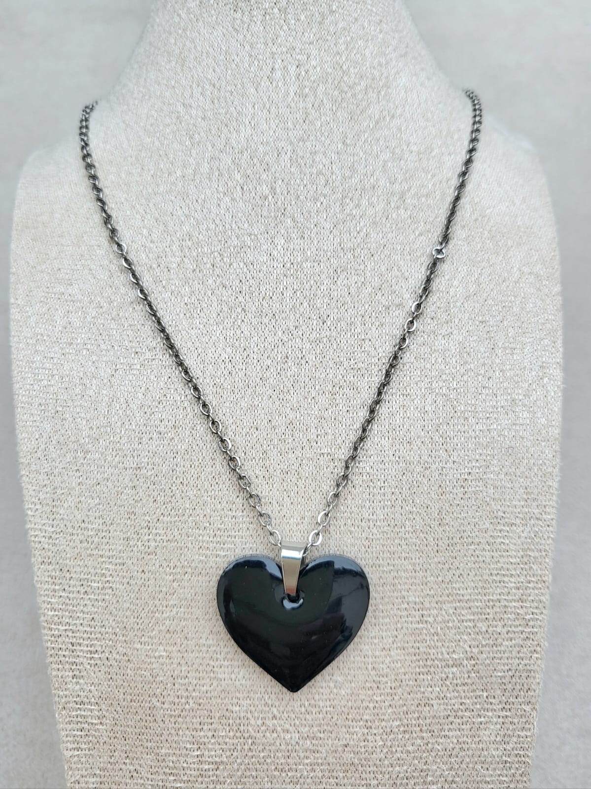 Collar CORAZÓN NOCTURNO.
