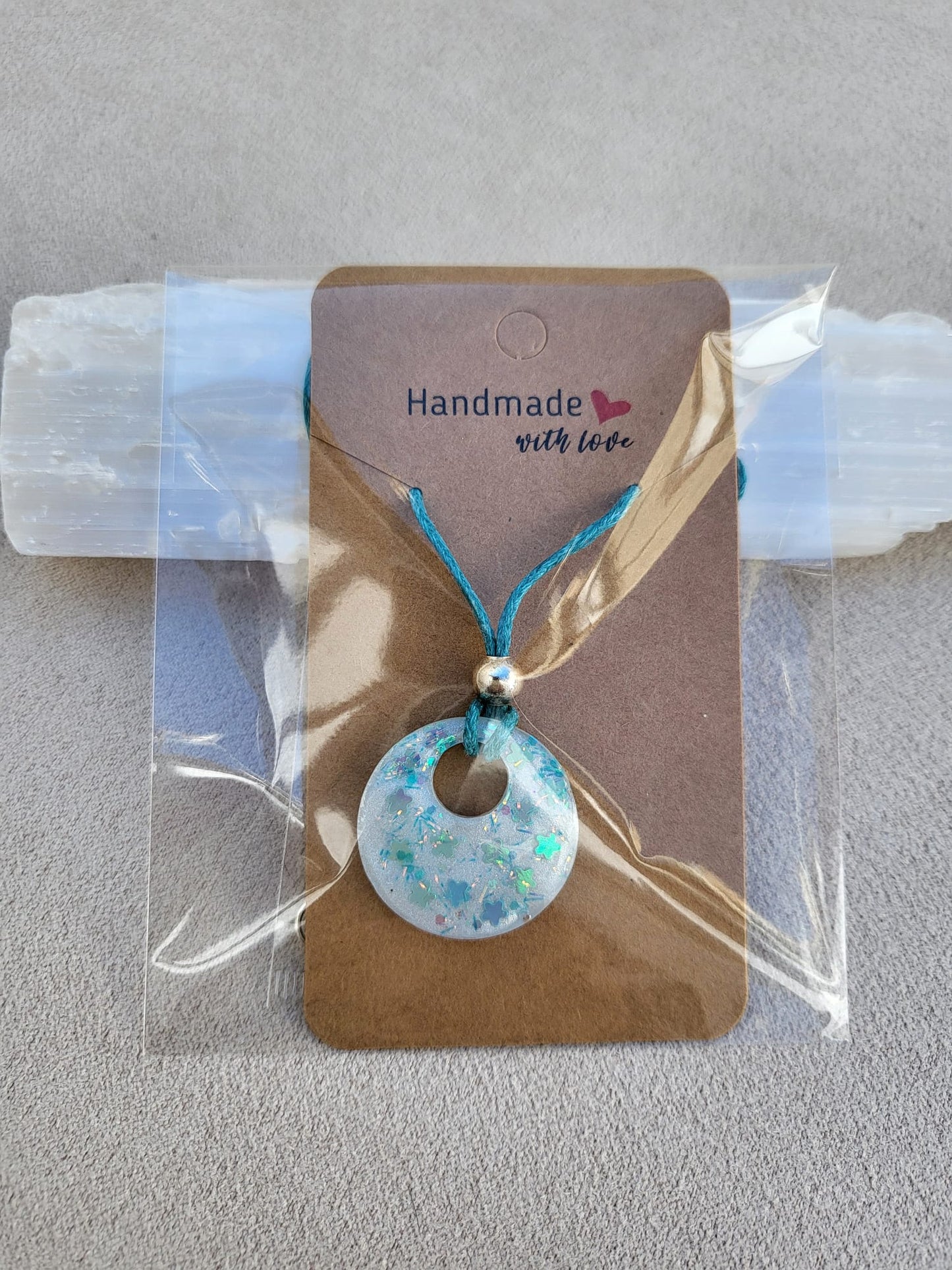 FANTASY GLAZED pendant.