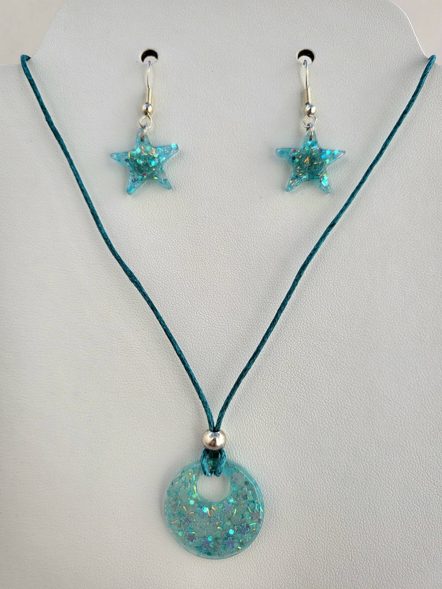 CONJUNTO BRILLO CELESTE.