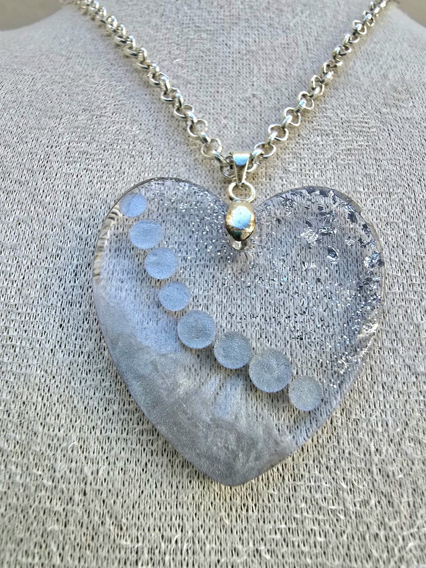 Collar CORAZÓN CRISTAL gotas de plata.
