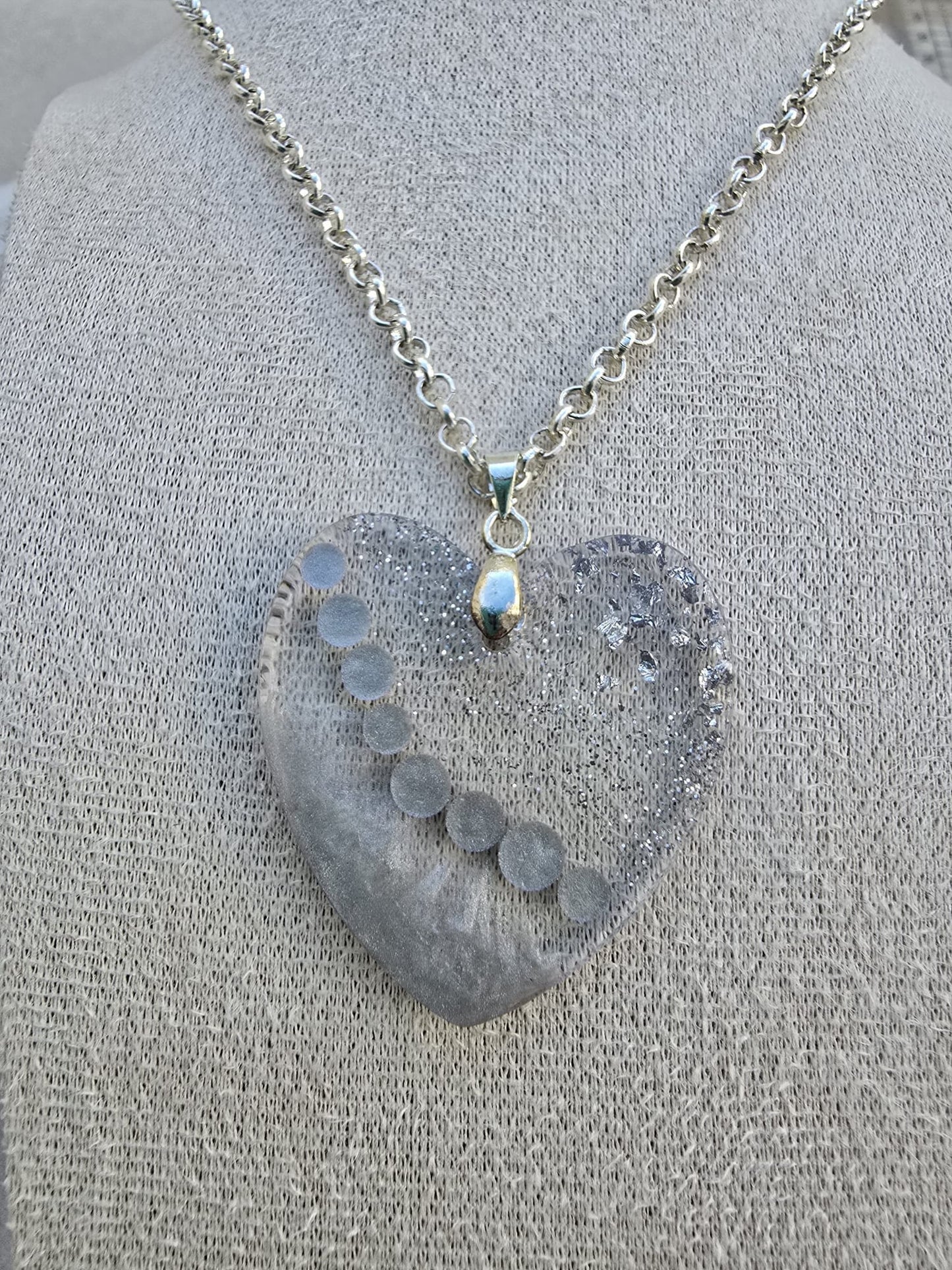 Collar CORAZÓN CRISTAL gotas de plata.